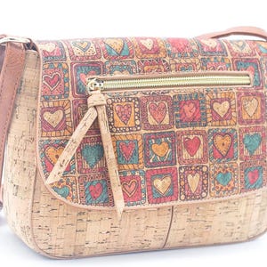 Sac à main en liège coeurs colorés pour femme, sac en liège, sac végétalien, matériaux naturels, respectueux de l'environnement, sac à bandoulière, sac à main à motif en liège naturel