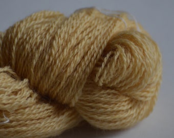 Light Gold Fennel Farm Grown, Millspun Lambswool Fingering 2-Ply Yarn, Naturally Dyed