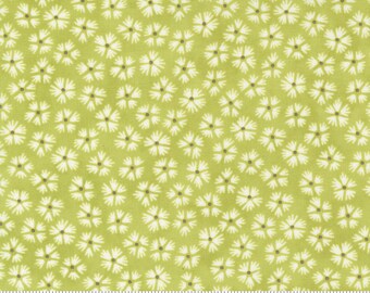 Strawberries and Rhubarb - Daisies in Granny Smith: sku 20405-14 cotton quilting fabric yardage by Fig Tree & Co for Moda Fabrics