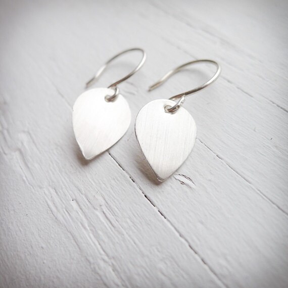 925 Sterling Silver Hoop Earrings Lotus Flower Petal Inset Geometric Design 652 925 Sterling Silver Hoop Earrings Lotus Flower Petal Inset Geometric Design 652