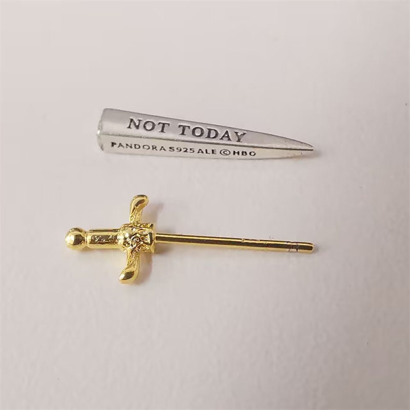 Pandora Game of Thrones Needle Single Earring