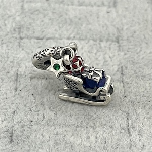 pandora christmas sleigh 2023 dangle charm