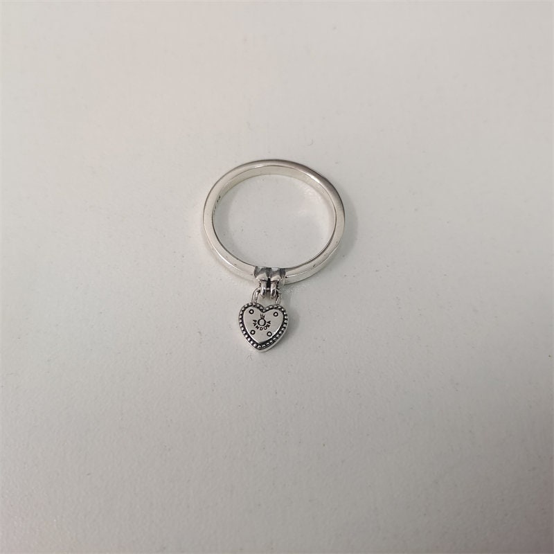 Pandora lock ring discount