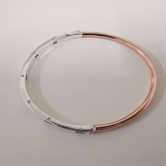 Pandora Signature Two-tone I-D パンドラ Pandora Signature Two-tone I-D Pavé Bangle | Two-tone