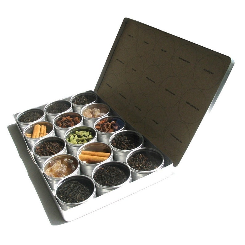 DIY chai tea kit with organic and fair trade spices set of 15 a perfect gift to warm up a tea lover. image 2