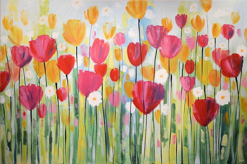 Pu&ograve; includere: Un dipinto astratto colorato di un campo di tulipes rosa, rosse e gialle con fiori bianchi. Il dipinto &egrave; realizzato in uno stile sciolto e impressionistico.