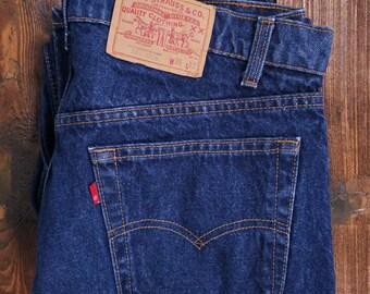 Vintage 501 Levi's W31 L30 Mens Jeans, Warn Denim, 5 Button