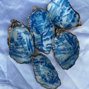 Oyster Shell Jewelry Dish/Decorative Oyster Shell