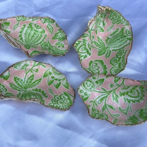 Oyster Shell Jewelry Dish/Decorative Oyster Shell