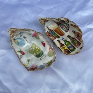 Oyster Shell Jewelry Dish/Decorative Oyster Shell