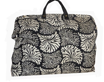 Black & Ivory Abstract Woven Tapestry Carpet Bag