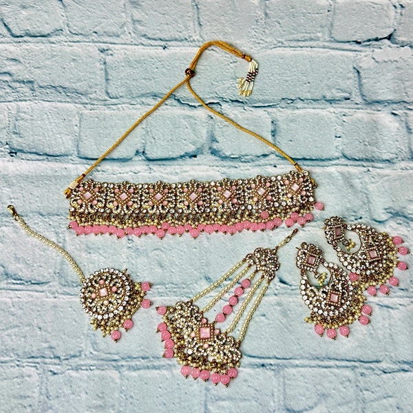 Pink Pearl Choker Set with Earrings, Tikka and Passa, Indian-Pakistani Bridal Necklace, Pink Polki Style Choker, Heeramandi Inspired Jewelry