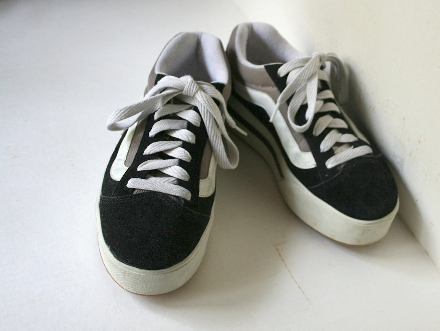vans plat skool