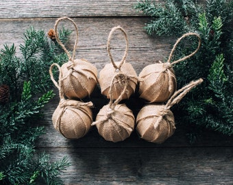 Rustic Farmhouse Burlap Rag Ball Christmas Tree Ornaments, Set of 6, Homespun Inspired Neutral Holiday Decoration Bowl Fillers