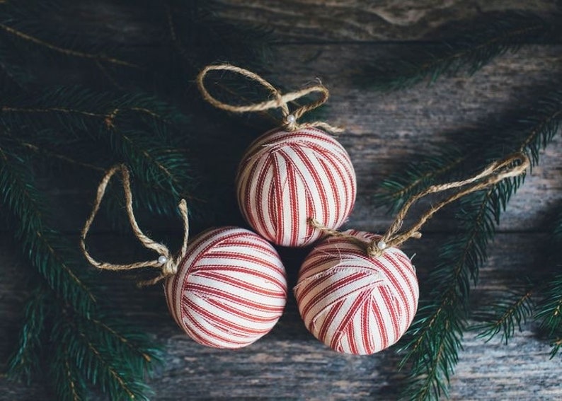 Rustic Red Ticking Rag Ball Christmas Tree Ornaments, Set of 9, Homespun Inspired Farmhouse Holiday Decor Bowl Fillers Candy Cane Stripe image 7