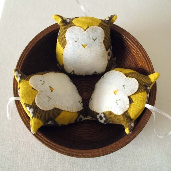 Owl ornament decoration handmade with olive and lemon vintage fabric