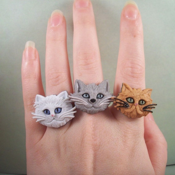 Items similar to Cat Ring on Etsy