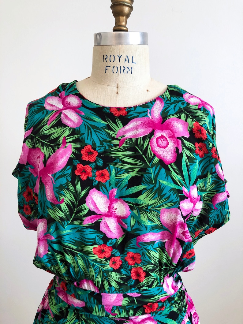 Beach Vtg 80s Tropical Hibiscus Dress Rockabilly Pinup 1980s M Vacation Dress Size 910 Dolman Medium Pockets Vintage Tiki