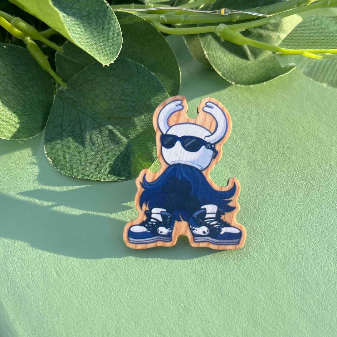 Hollow Knight Drip; the Knight / Little Ghost Wooden Pin - Etsy