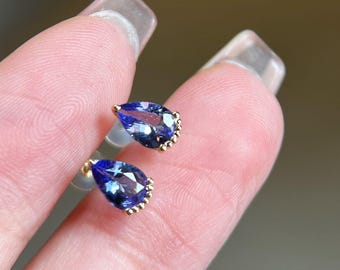 18K Gold Tanzanite Teardrop Stud Earrings, Deep Blue Tanzanite with Beaded Edge, Elegant and Unique Jewelry for Women, Gift For Her Women