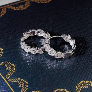 Solid 18K Gold Wheat Heart Huggie Hoop Earrings - 0.18 Carat Natural Diamond Cluster Design, Gift For Her Mum