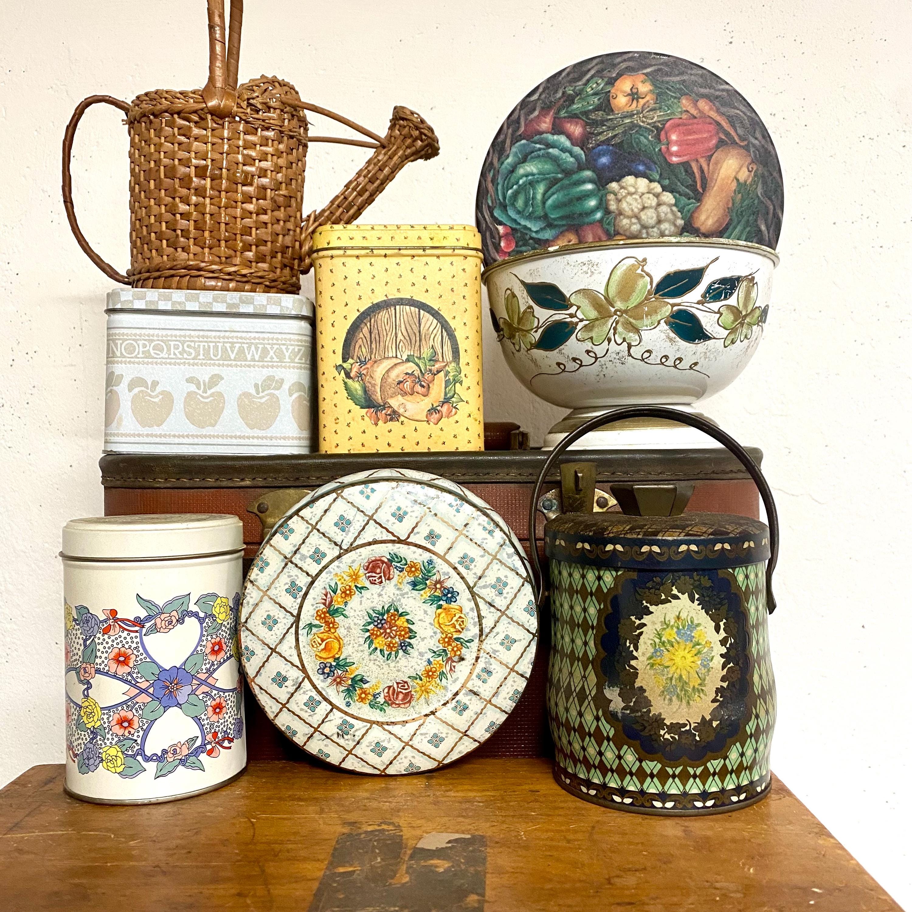 ビスケット　古い　缶　ディスプレイ　什器　アンティーク　アメリカ Vintage biscuit tin - Etsy 日本