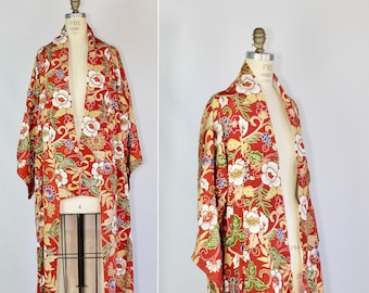 Vintage kimono | silk robe | 1960s | dressing gown | floral Japanese kimono