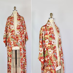 Vintage kimono | silk robe | 1960s | dressing gown | floral Japanese kimono