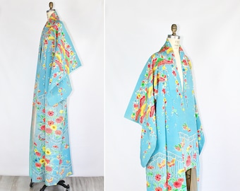 Japanese silk kimono | vintage silk kimono | floral | 1960s | silk robe | dressing gown