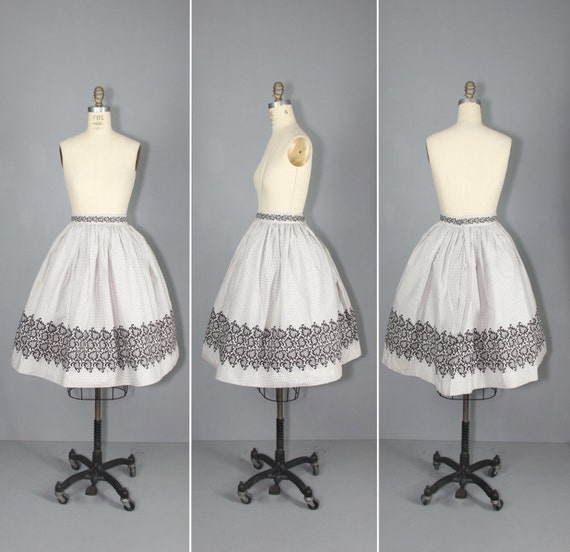 novelty skirt / 1950s skirt / circle skirt / LOST