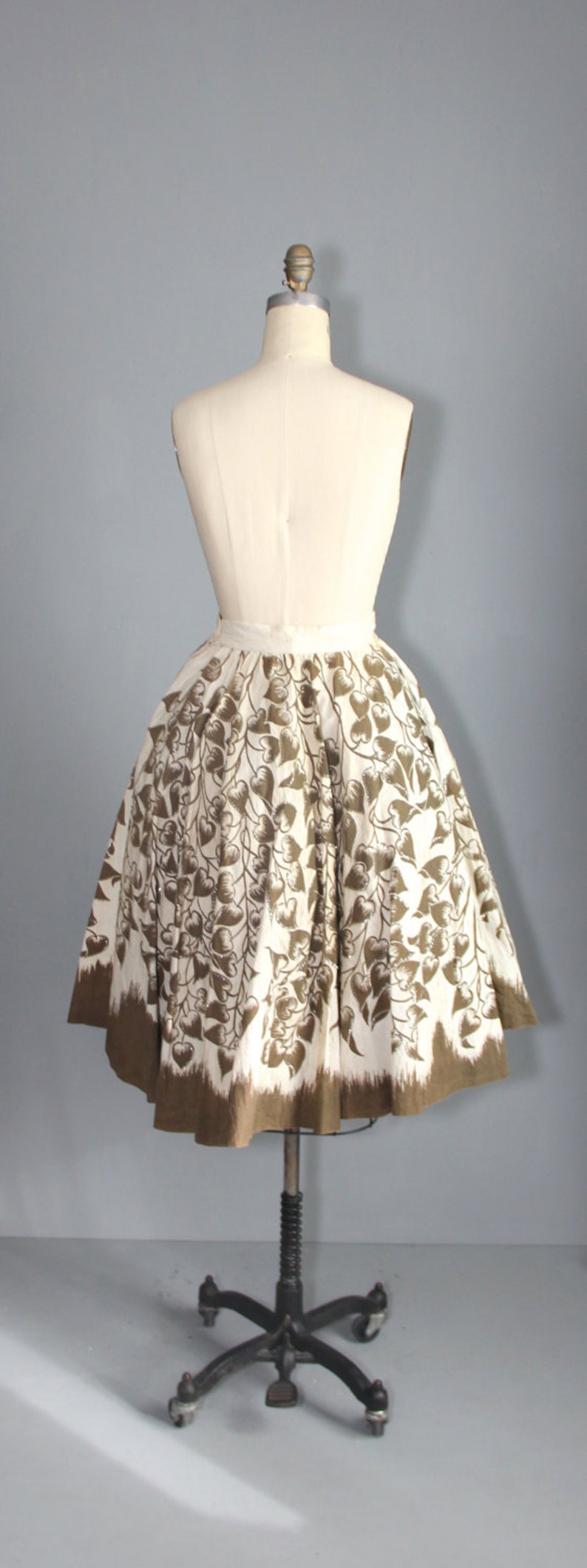 mexican skirt novelty GROWING HEARTS vintage 1950s skirt
