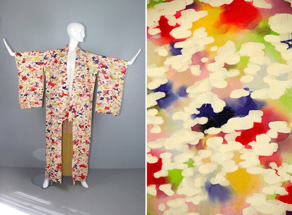 silk kimono / 1940s / dressing gown / crepe / WATE
