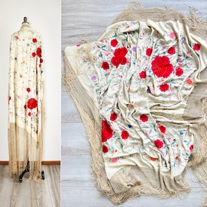 1920s piano shawl | embroidered | flapper | macramé | vintage silk wrap