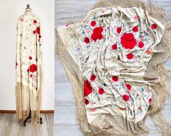 1920s piano shawl | embroidered | flapper | macramé | vintage silk wrap