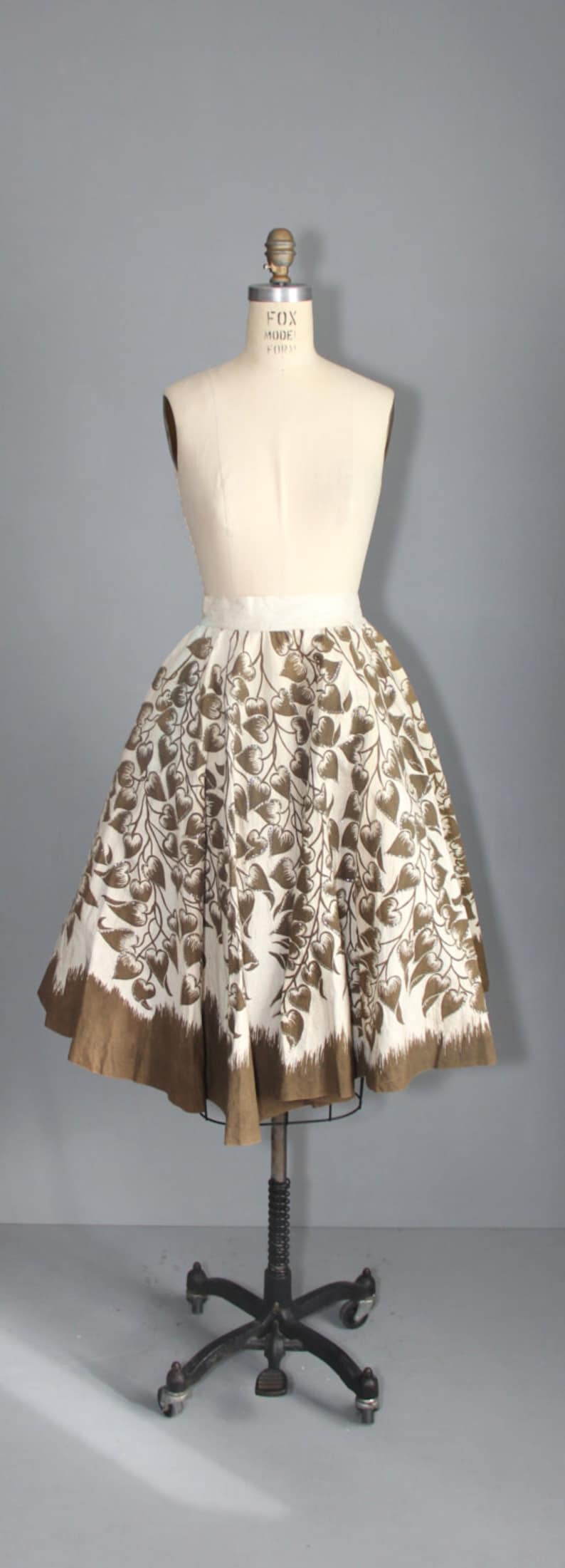 mexican skirt novelty GROWING HEARTS vintage 1950s skirt