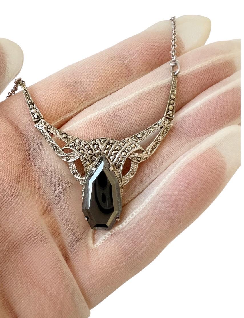 Collier Ancien En Métal Argenté Avec Marcassites - Style Art Déco / Moderniste, Occasion