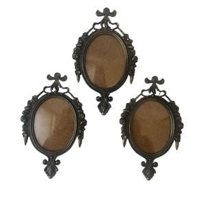 Vintage Set of 3 Italian Ornate Oval Brass Picture Frames – Wall Hanging – 6.25”x4” – Made in Italy