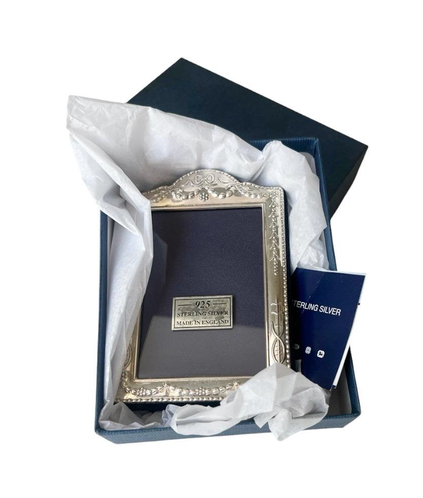 Sheffield home decor picture frames - Etsy 日本