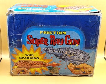 Vintage Yonezawa Super Ray Gun Set 11pcs Boxed Japan Friction Sparking Space Toy Lot Rare