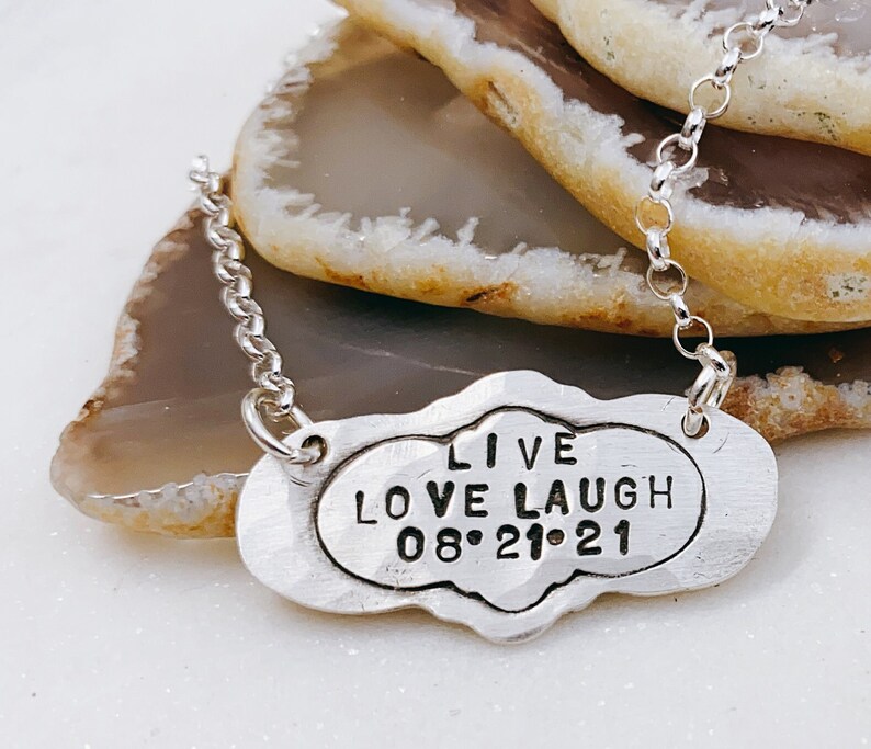 Collar Live Love Laugh Colgante de Plata de Ley imagen 1