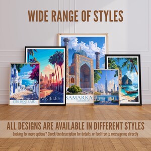 Peut inclure: Plusieurs impressions d'art encadr&eacute;es repr&eacute;sentant des paysages urbains et des paysages vibrants. Les impressions pr&eacute;sentent des lieux tels que Sidi Bou Sa&iuml;d, Los Angeles, Samarkand et Duba&iuml;. Le texte sur l'image indique "WIDE RANGE OF STYLES" et "ALL DESIGNS ARE AVAILABLE IN DIFFERENT STYLES".