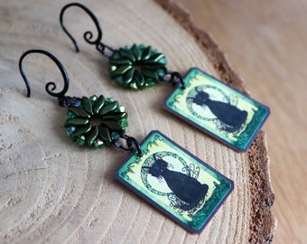 black cat OOAK beaded earrings, friday 13 fashion, feline lover, crazy cat lady, witch cosplay, halloween, trick or treat, netherlands.