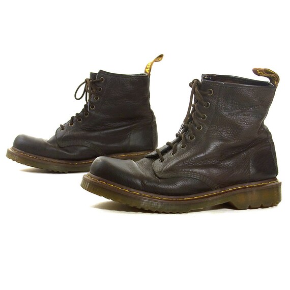 dr martin combat boots