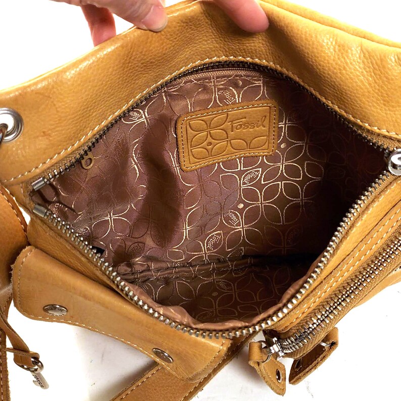 fossil sling bag leather