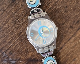 Vintage 2005 Check Pea Women's Silver Swatch Watch
