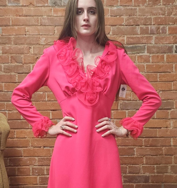 hot pink 70s dress Lureya Women's Hot Pink Summer 70s Off Shoulder Twist Tie Hollow Out Ruched  Bodycon Midi Dress,Elegant Fuchsia Solid Party Beach Vacation Midi Dress