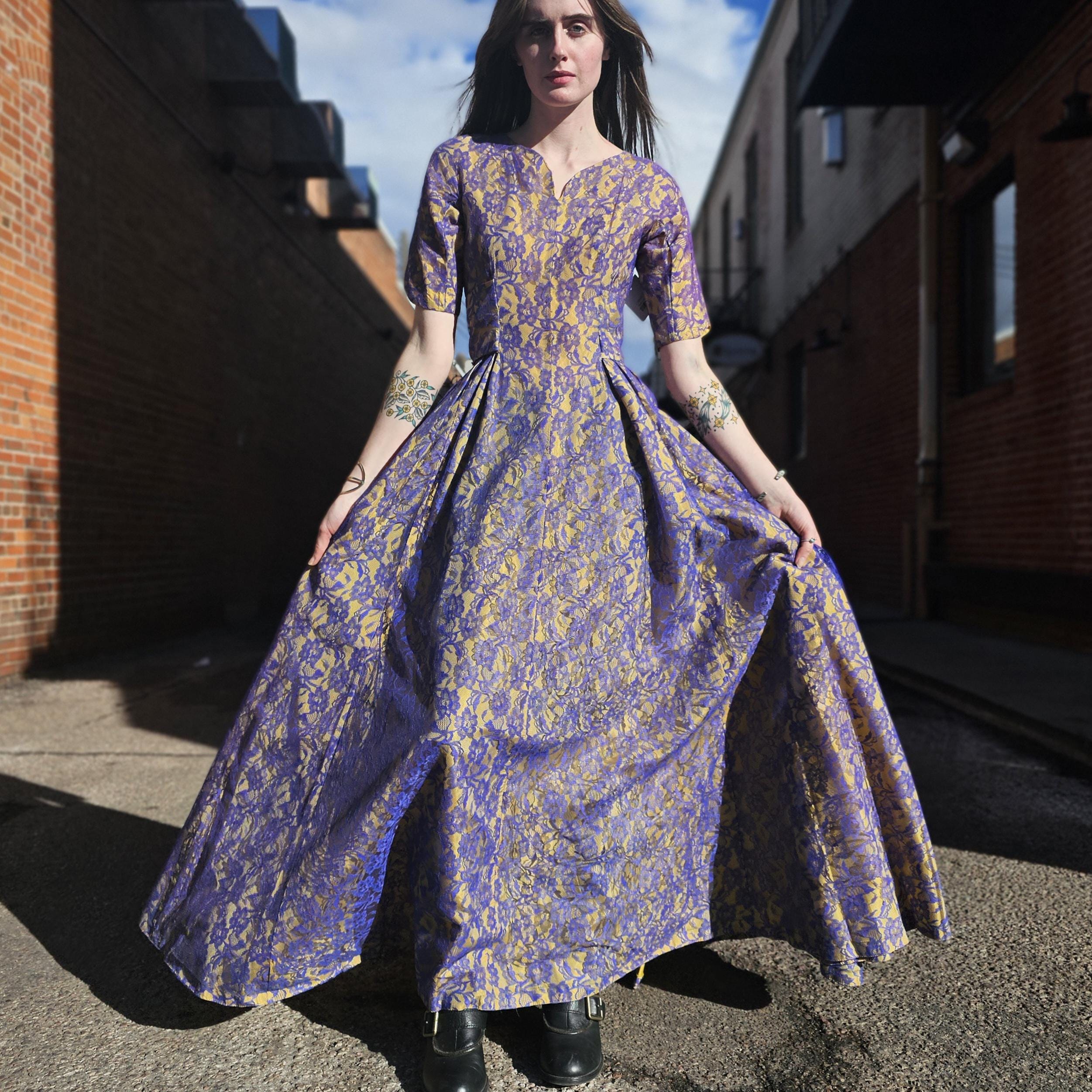 Vintage 50s Vogue Couturier Lace Evening Dress