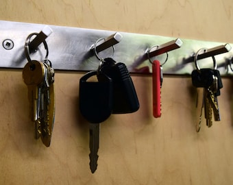 Modern Stainless Steel Key Rack: Minimalist Wall Key Holder