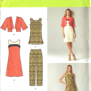Puede incluir: Patrón de costura Simplicity número 1665, talla EU 40-48, con un vestido sin mangas con estampado geométrico, un pantalón a juego y una chaqueta corta roja. El patrón también incluye una blusa sin mangas y un vestido con ribete negro y blanco.