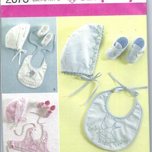 Uncut Simplicity Sewing Pattern 2673 Baby Infant Bonnet Booties Bibs, US Size A Small-Large  FF